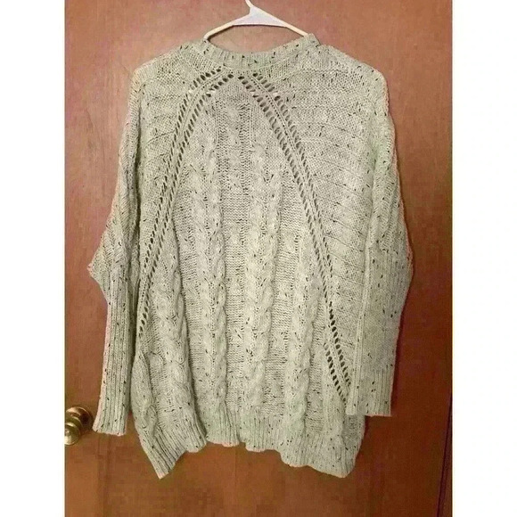 COPY - love stitch cream sweater - Picture 2 of 3